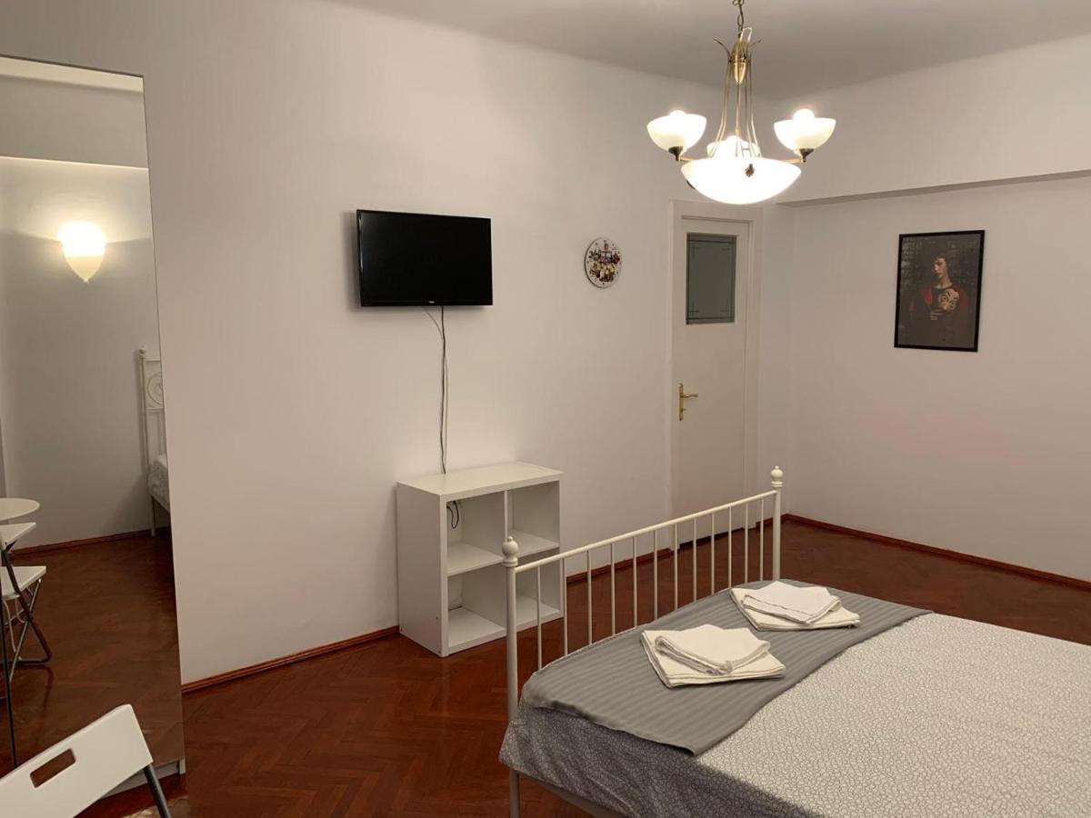 דירות בוקרשט La Casa De Danel מראה חיצוני תמונה